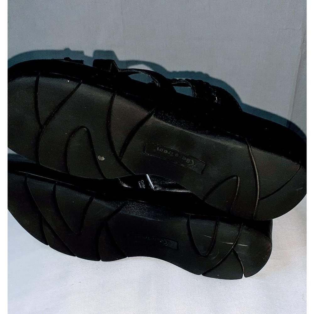 Sandals - Picture 2 of 5